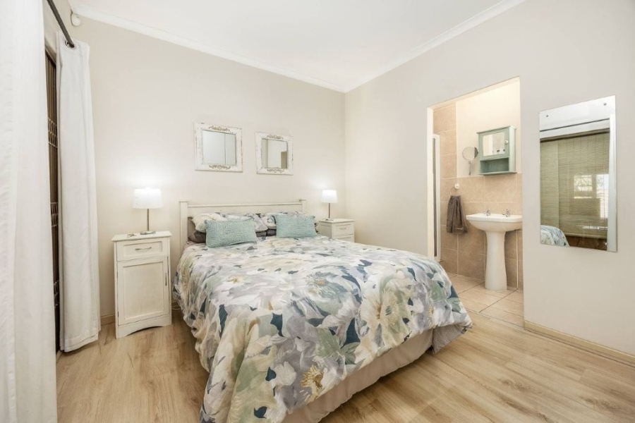 3 Bedroom Property for Sale in Jagtershof Western Cape